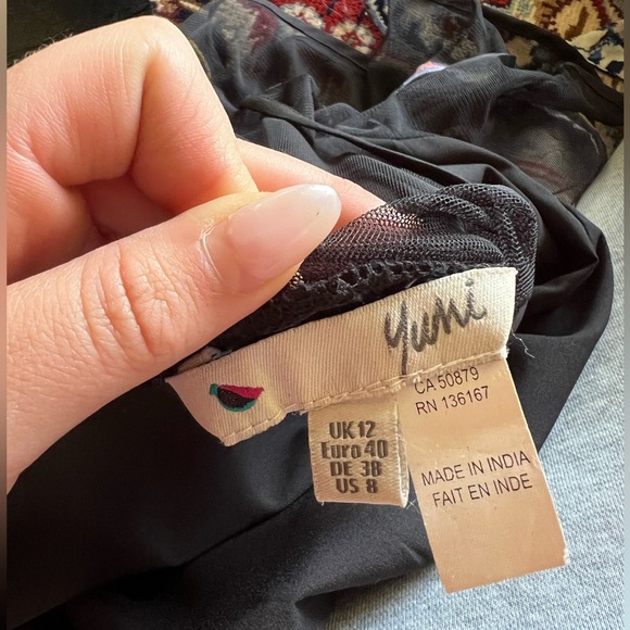 ‼️2 FOR $20‼️Black dress with flowers - Picture 3 of 3